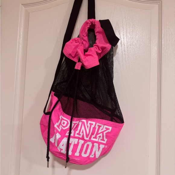 VS PINK pink and black Mesh Drawstring Bag​ - Picture 1 of 3